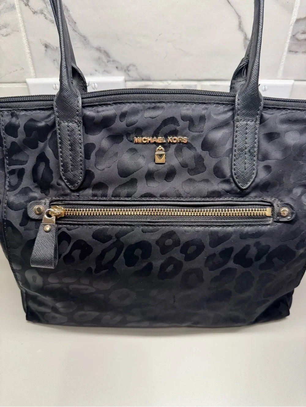 Michael Kors Kelsey Black Leopard-Print Nylon Tote Bag – Gold Hardware, EUC